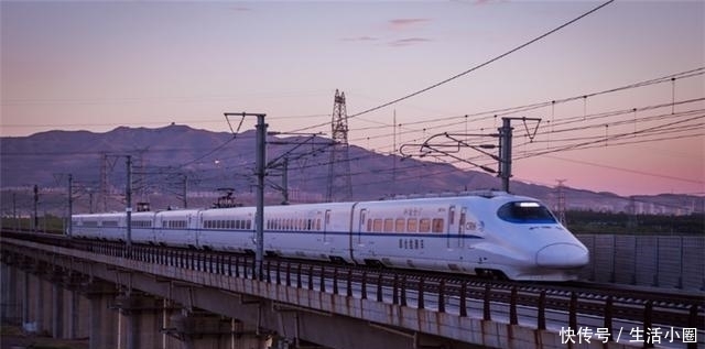  【坐下】中国行程最短的高铁，仅用八分钟就到站，乘客表示刚坐