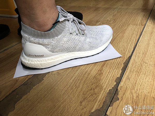 几款热门boost跑鞋展示