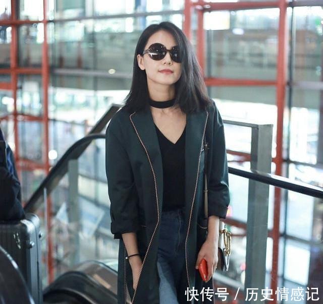 沈梦辰每次到机场都像在走秀，像这种外套，个子矮的女生穿不了！
