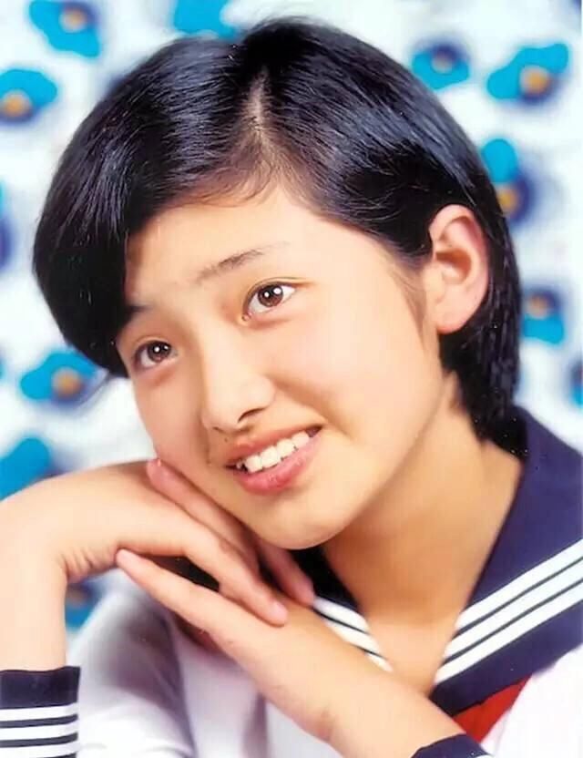 【山口百惠】山口百惠隐退后嫁给三浦友和，他们现在过得怎么样？