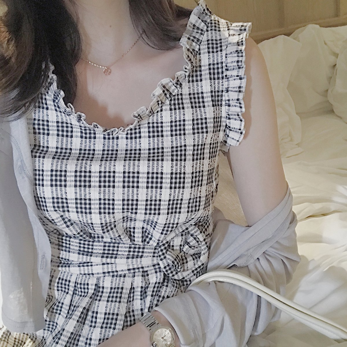 有一种性感“心机裙”，彰显浓浓女人味，上街惊艳全场