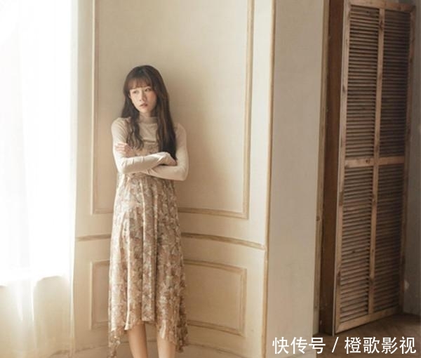 碎花@美到窒息的碎花怎么穿?三种技巧+四个穿搭,春天约会必须这样穿
