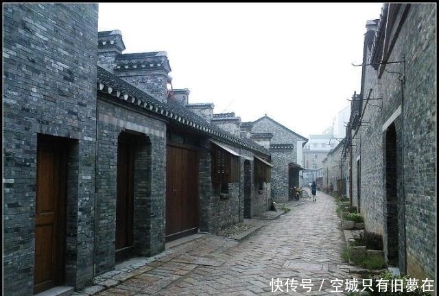 江苏省和安徽省有一个“镇”, 两省共一镇, 一街分两省