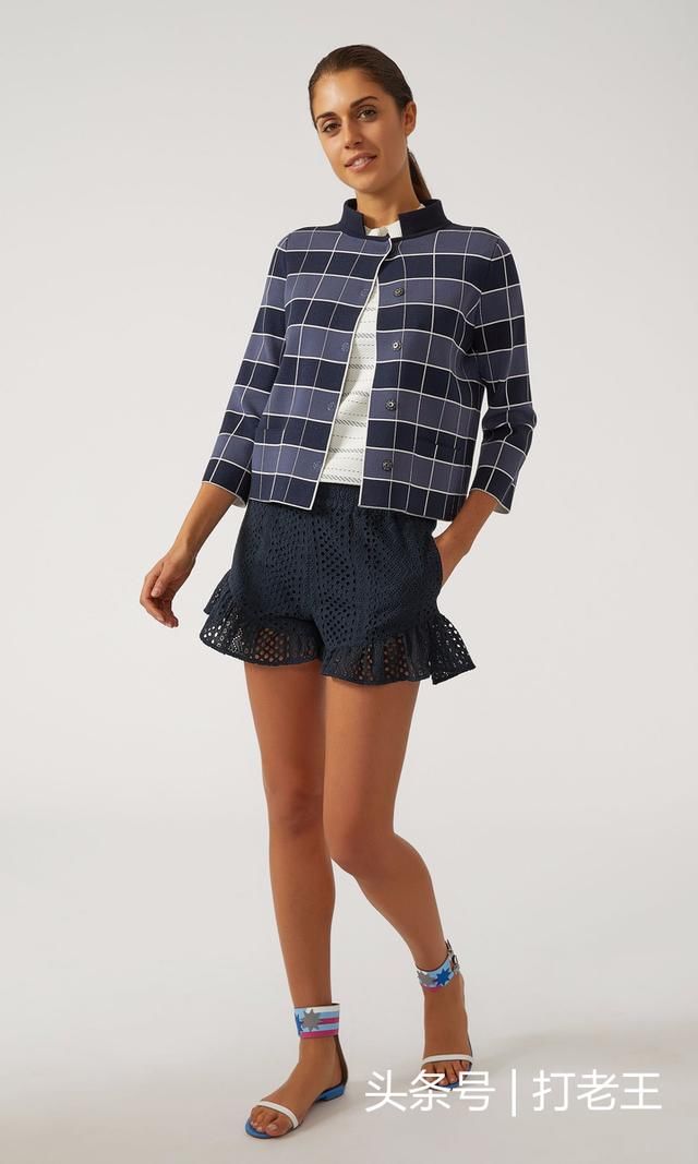 2018年阿玛尼时尚性感短裤，美女出行必备穿搭