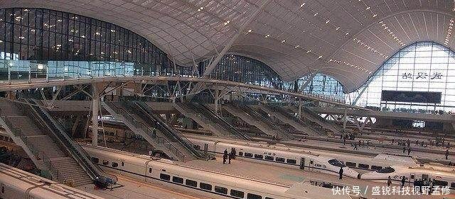 中国最美的火车站耗资140亿人民币建造，你知道是哪吗