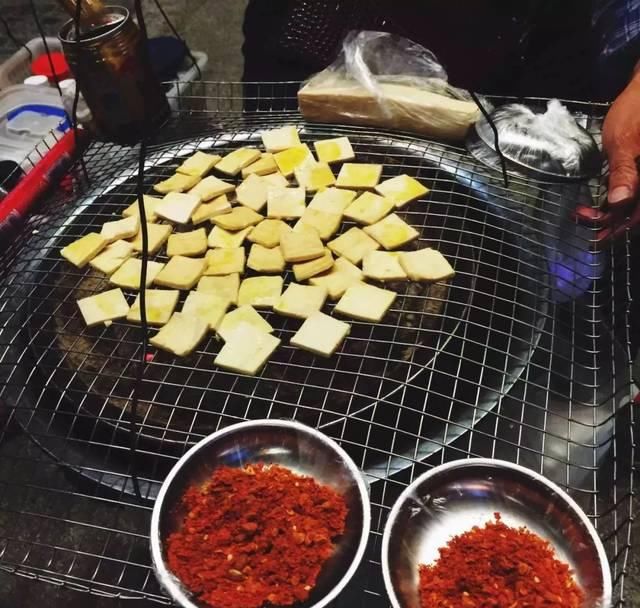 成都开往贵州的高铁图