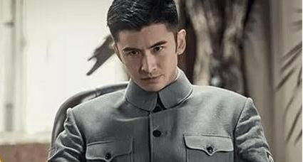『作品』为啥翻拍的小鲜肉版《亮剑》还没开播就被骂这么惨?造型太雷人了