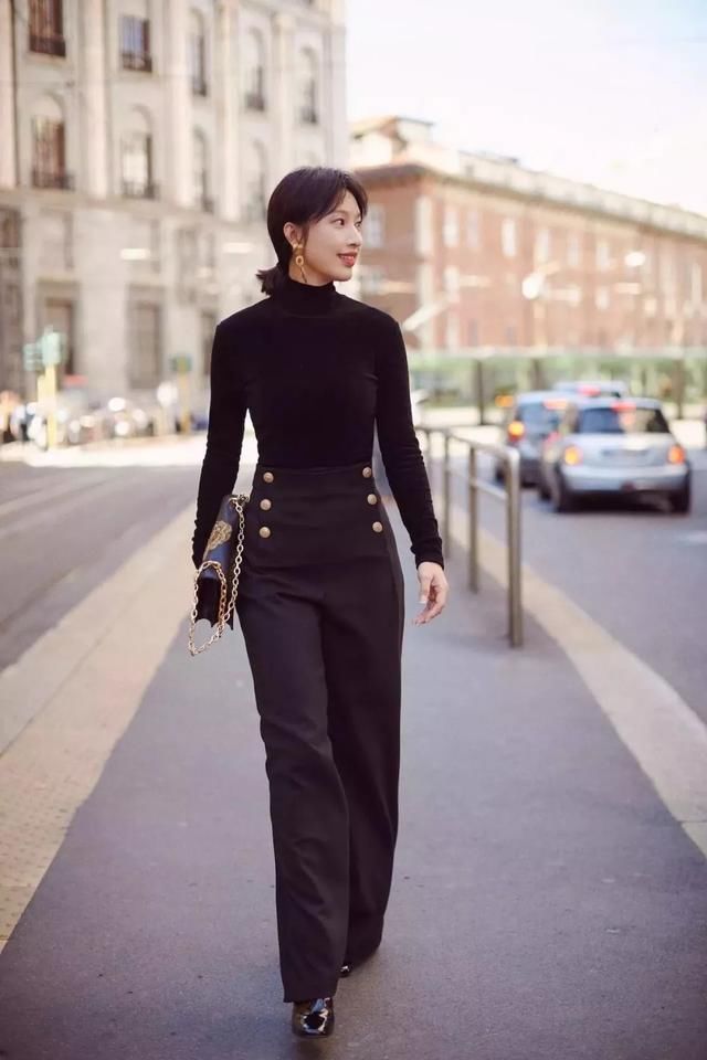 『变粗』体重超过120公斤的女孩穿裙子或裤子合适吗?穿错衣服会让你的腿变粗