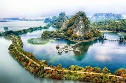  #肇庆#中国最近的两个高铁站，相距不足500米，让人傻傻分不清！