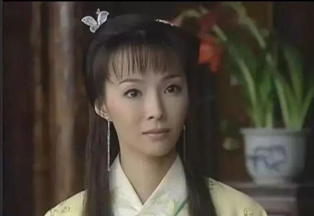 12位戴长耳环超美的古装女子，舒畅刘亦菲上榜，杨颖美出新高度