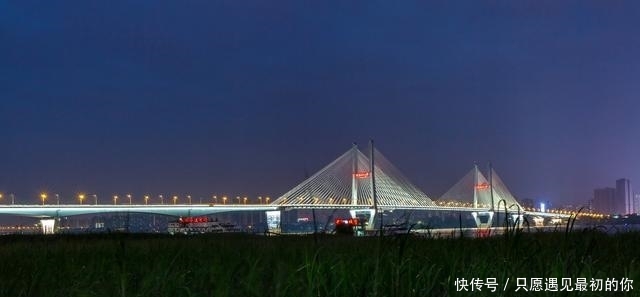 大武汉的美丽夜景在这里