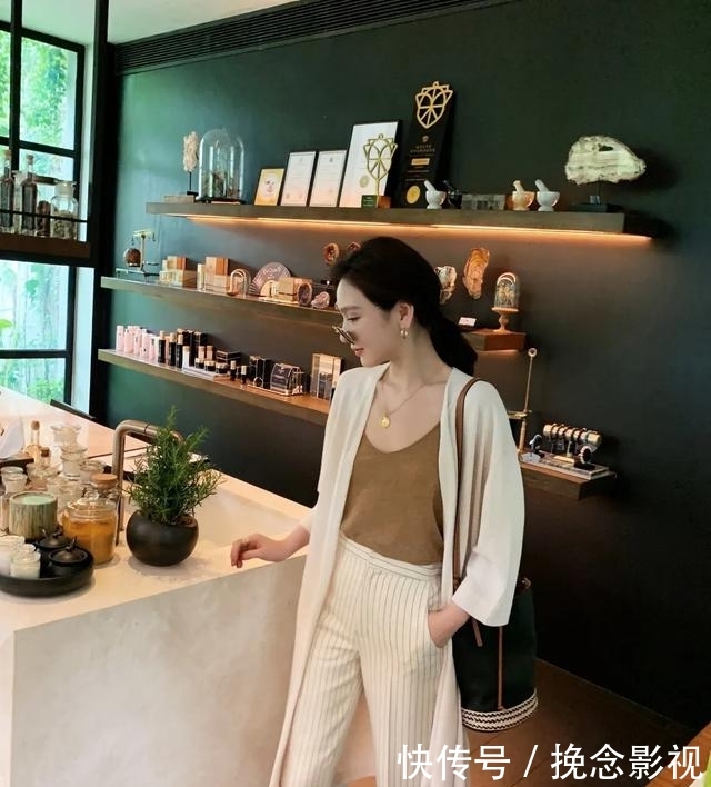 『工作』通勤、约会、聚会怎么穿?职场 Girl 的日常穿搭在这里