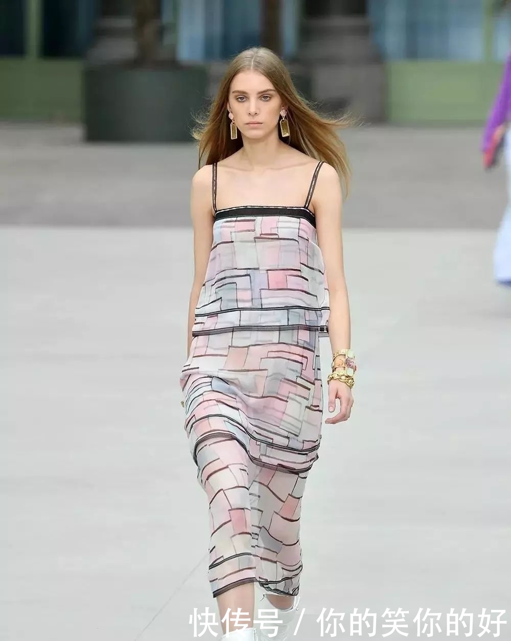 「旅程」搭乘 CHANEL 巴黎皇宫火车,开启通往新时代的旅程