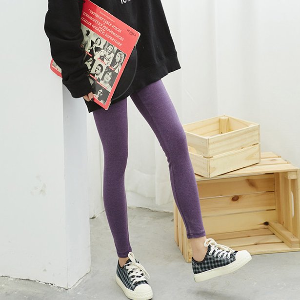 姐妹儿，黑色打底裤该换换了，这才是今夏最流行时尚的