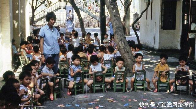  拍摄|外国人拍摄的70年代中国老照片想不到70年代的人们是这样子