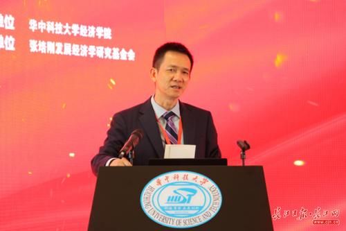  「中部崛起」知名经济学家在汉论中部崛起：武汉的带动作用将会