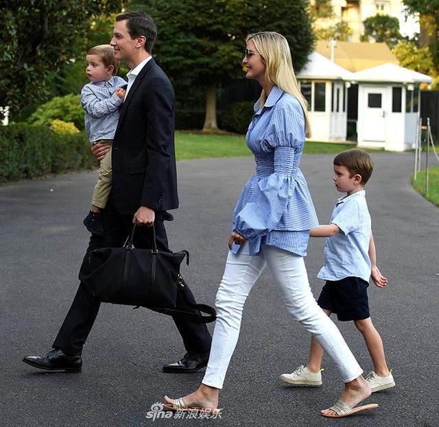 伊万卡混搭拖鞋气质越变越好，网友：为啥女儿颜值变低了？