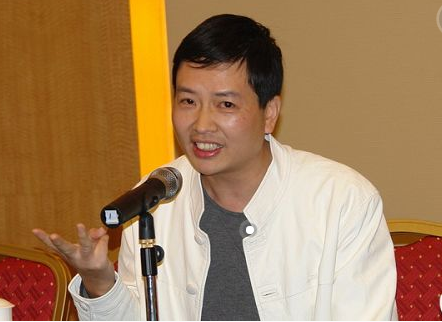 宋祖德再次炮轰何炅谢娜，声称两人很有钱，呼吁查查有无灰色收入