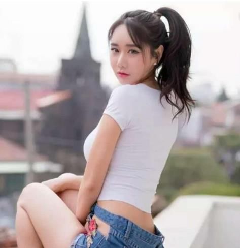  气质|美丽大方时尚有气质的小姐姐，简直美呆了，美得如此无瑕！