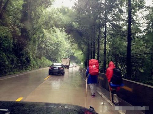  爱哭@中国“最爱哭”的城市！一年有300多天都在下雨，盛产美女貌美肤白
