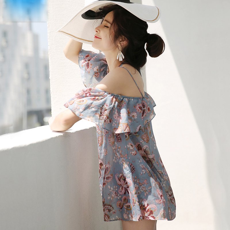 泳衣太露不遮肉?试试新款“保守泳衣“，性感遮肉又不暴露