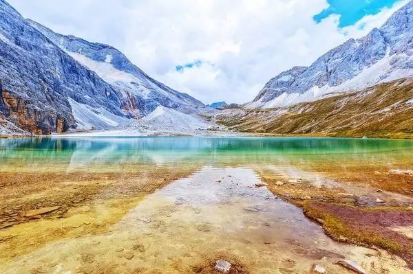 开进稻城亚丁！又挖到一条川西小环线，金秋醉美秋色在这里