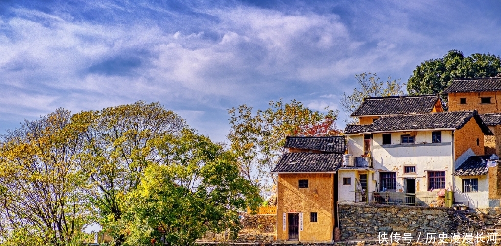 阳产土楼:一个土得掉渣的村子,却让我遇见了皖南最美的晒秋
