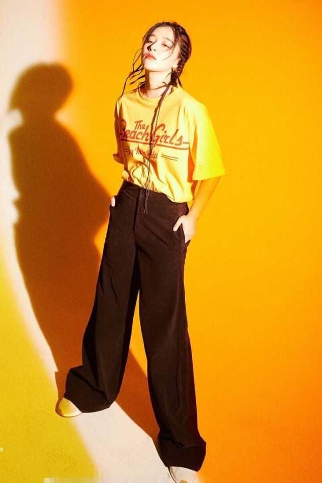 阚清子这是要换风格吗？短发的她轻松驾驭帅气穿搭，又酷又美！