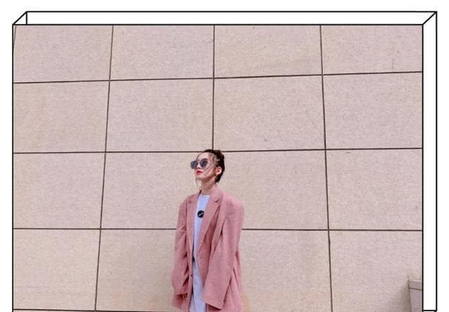  大一号：初入职场不知道怎么穿？7种西装＋裙子的搭配方案，总有一款适合你