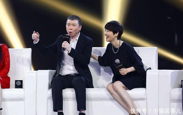 沉寂两月后冯小刚愤怒发文，网友解释下范冰冰这阵子都在干嘛