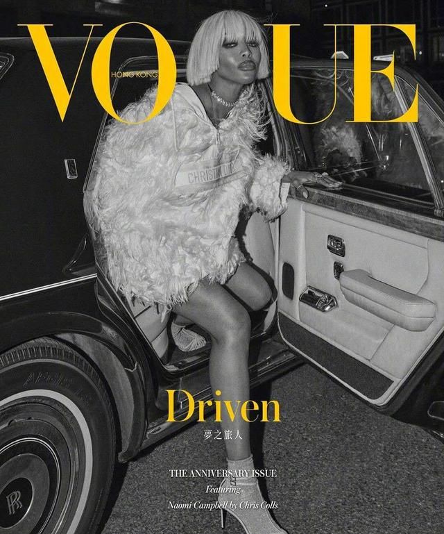  #比基尼#有色超模解锁最多vogue，高定短发演绎混搭，T恤搭比基尼大秀蛮腰