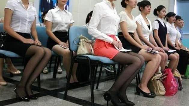 美女们对于黑色丝袜的喜欢程度，看了这些你就知道了