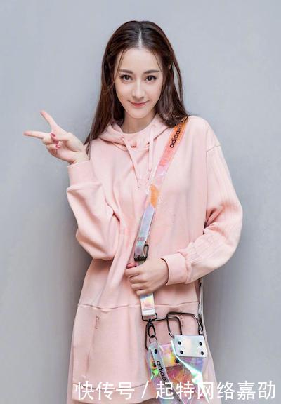  「能量」满身的元气正能量，和清新温暖的元气少女做个春天的约定吧