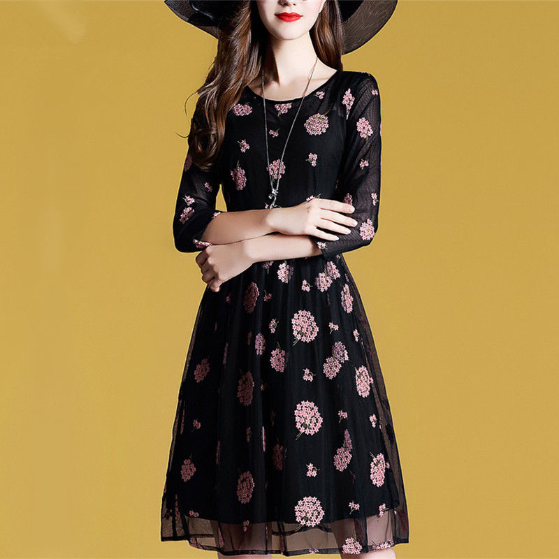 为了过中秋，小姨这裙子可找了几个月，比大牌子的显瘦洋气好千倍