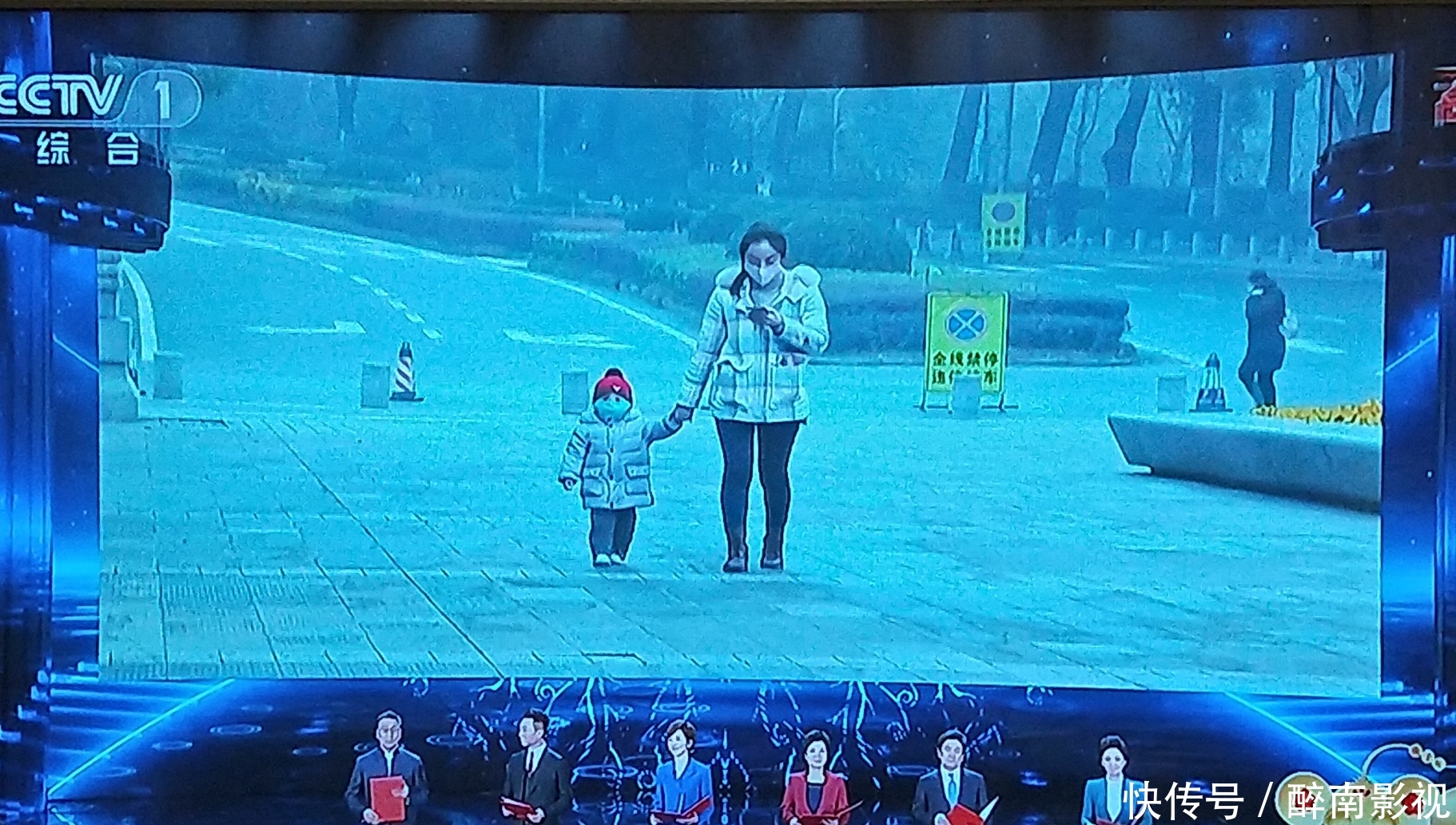 央视春晚佟丽娅的口红