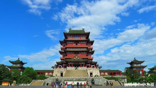 中国这趟运行时间最长的火车穿越省区最多, 跑完全程4天3夜谁坐过
