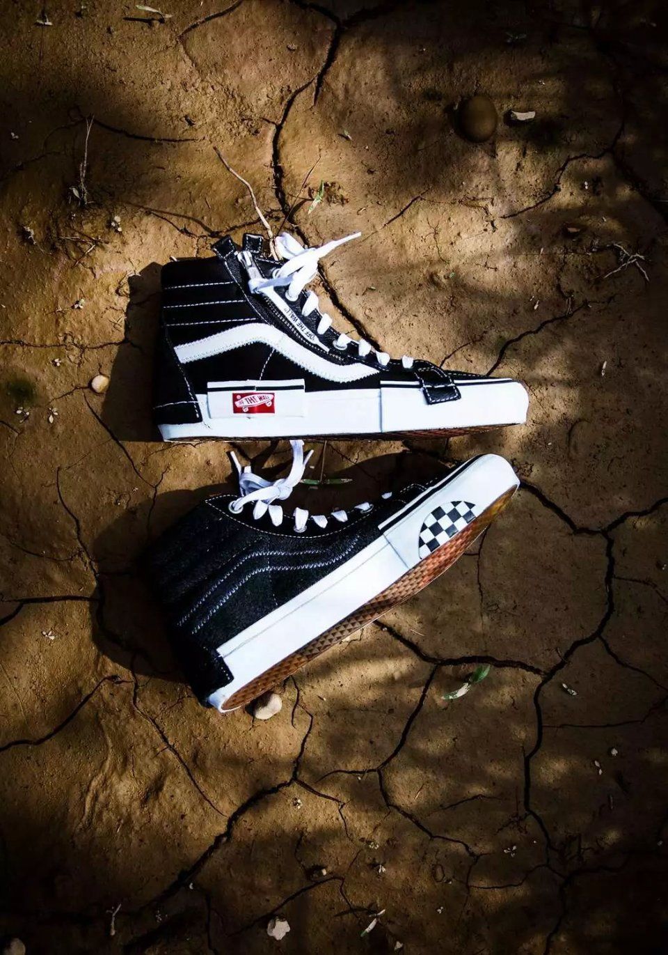 Vans “解构”新品今日发售!重新拼贴后身价竟翻了不止 5 倍