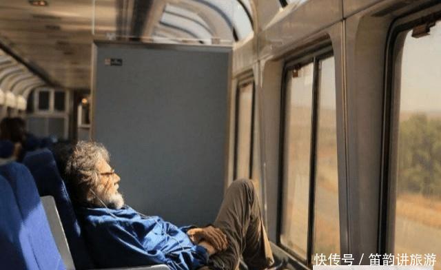 美国为什么不修建高铁 看看美国火车的硬座和中国的高铁, 会知道