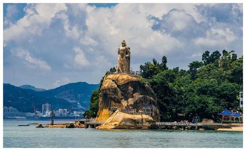 令人向往的鼓浪屿为什么会被游客们所嫌弃?看看当地人是怎么说的