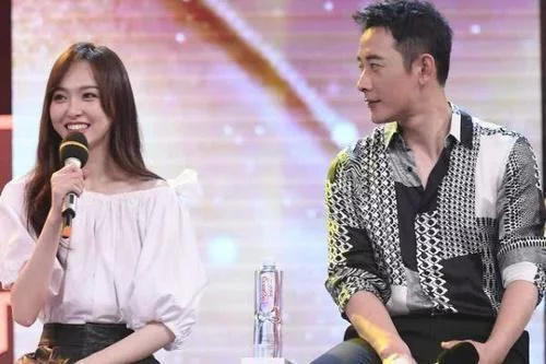 罗晋霸气回应结婚传言，四个字耐人寻味，唐嫣：让我静静