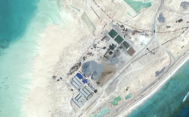 南海上的永暑岛四面环海，为什么岛屿的地下却有着大量的淡水？