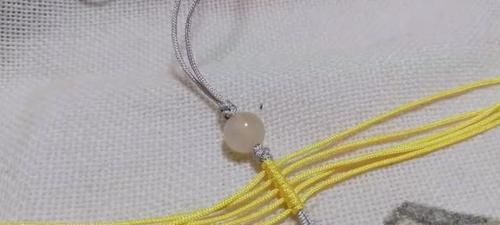  [编绳]DIY手工编绳教程：能快速编织好的蝴蝶流苏挂饰，搭汉服刚刚好！