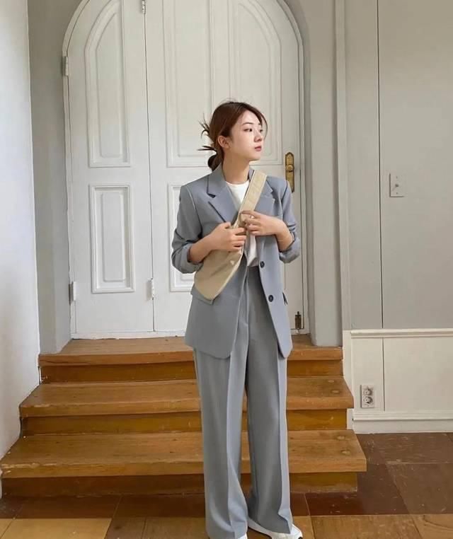  『春天』西装+T恤=巨时髦巨显瘦，让你A爆整个春天！