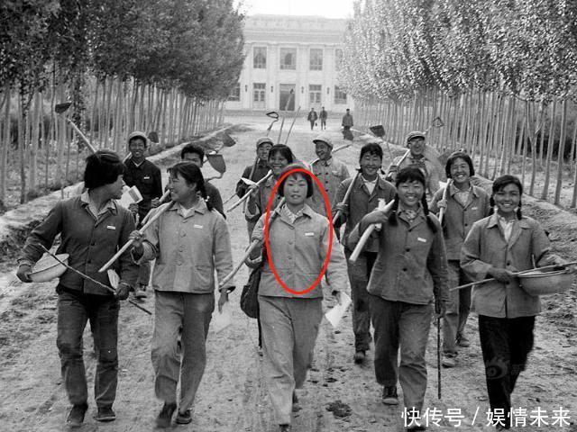  [真实]珍贵老照片上山下乡时的真实知青生活，和你想象中的一样
