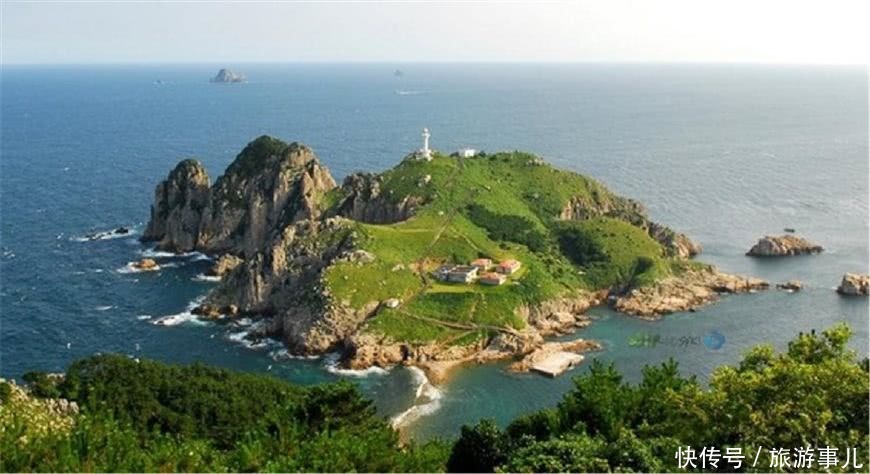 韩国南部的岛屿城市,占地两万平方公里,旅游资
