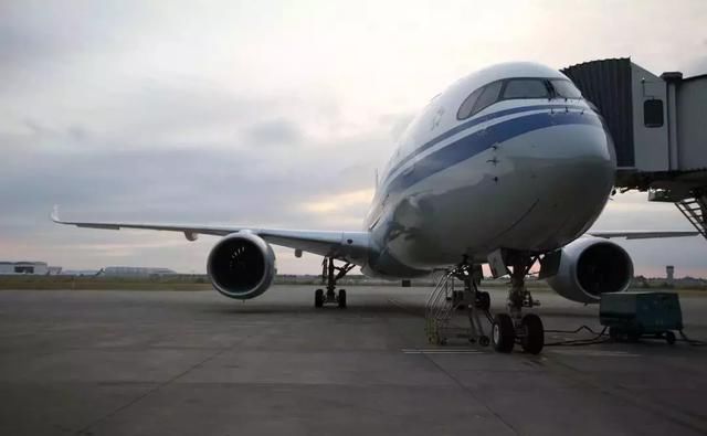 旅游、出行你的飞机为什么总被停在远机位？