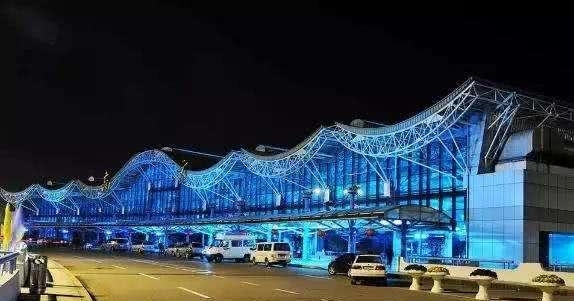 GDP超万亿，我国唯一拥有双国际机场的省会，堪比一线城市