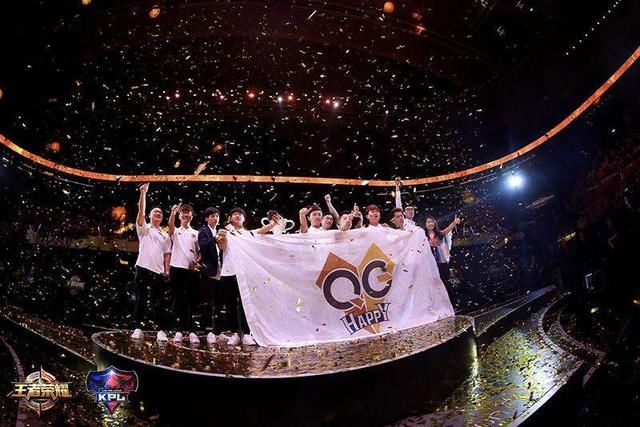 佛系粉丝叹息QGhappy真的散了，指责“黑粉”的言行，杠精太多