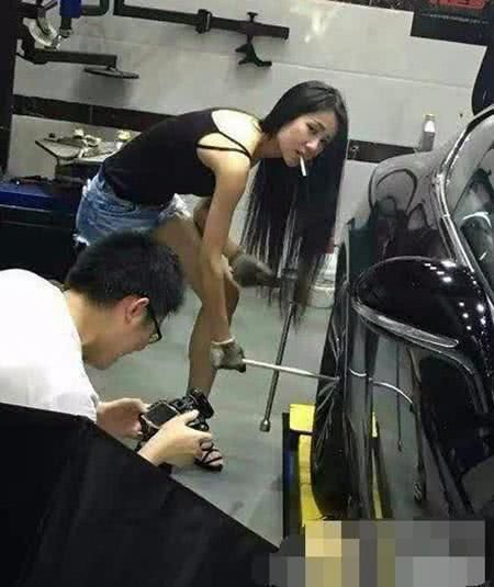 妹子，你这是裤子还是裙子啊？太有个性了，上街回头率百分百！