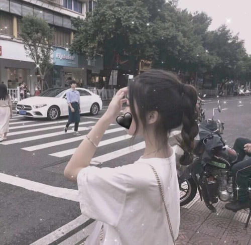  「时光」仙女系超暖闺蜜头像：后来的我们，跑赢了时光，弄丢了对方
